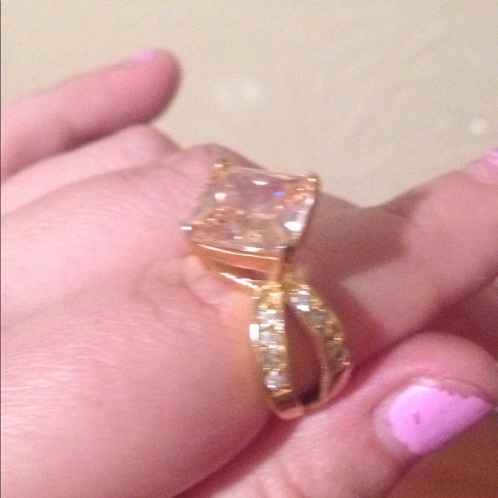 Ring - Picture 2 of 2